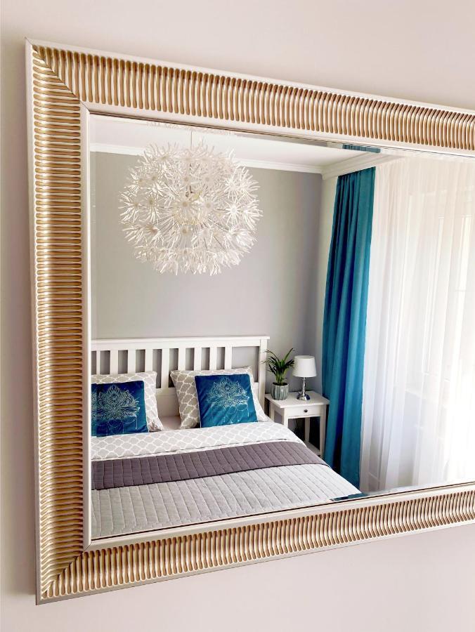 Apartament Na Teczowej Wrocław Exteriör bild