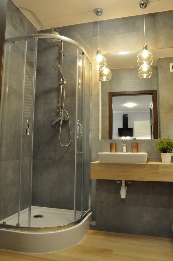 Apartament Na Teczowej Wrocław Exteriör bild