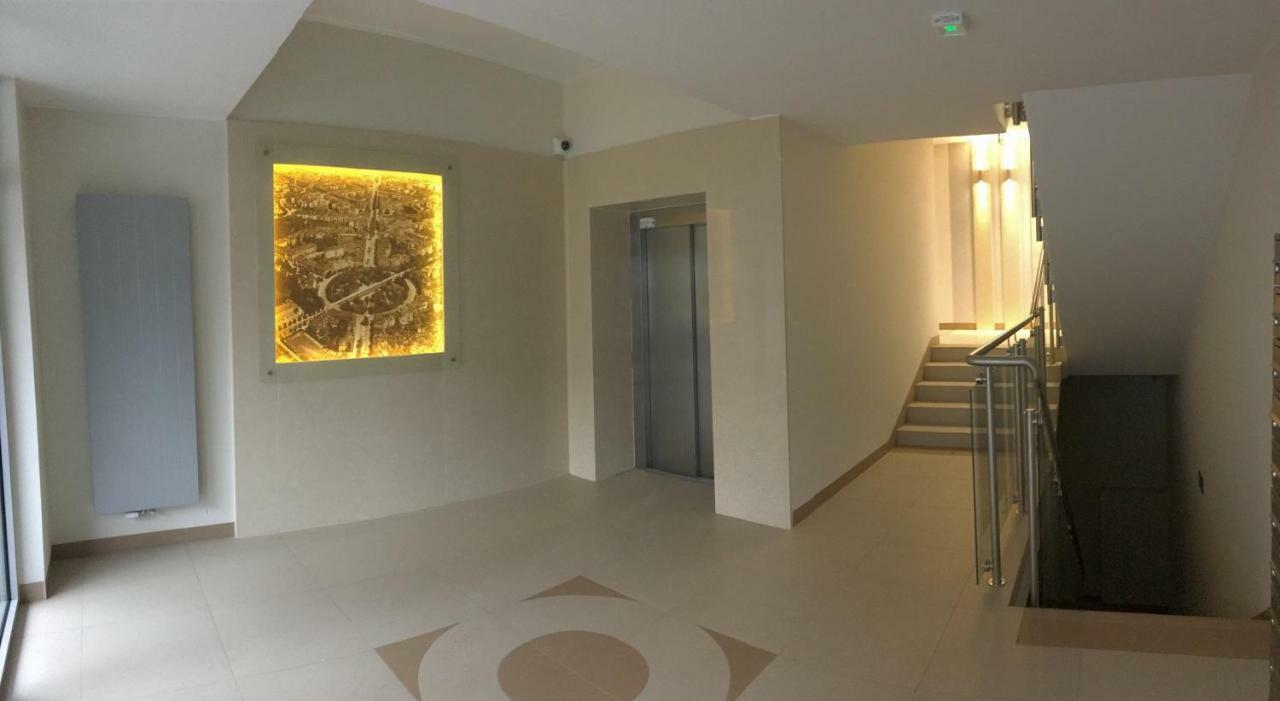 Apartament Na Teczowej Wrocław Exteriör bild